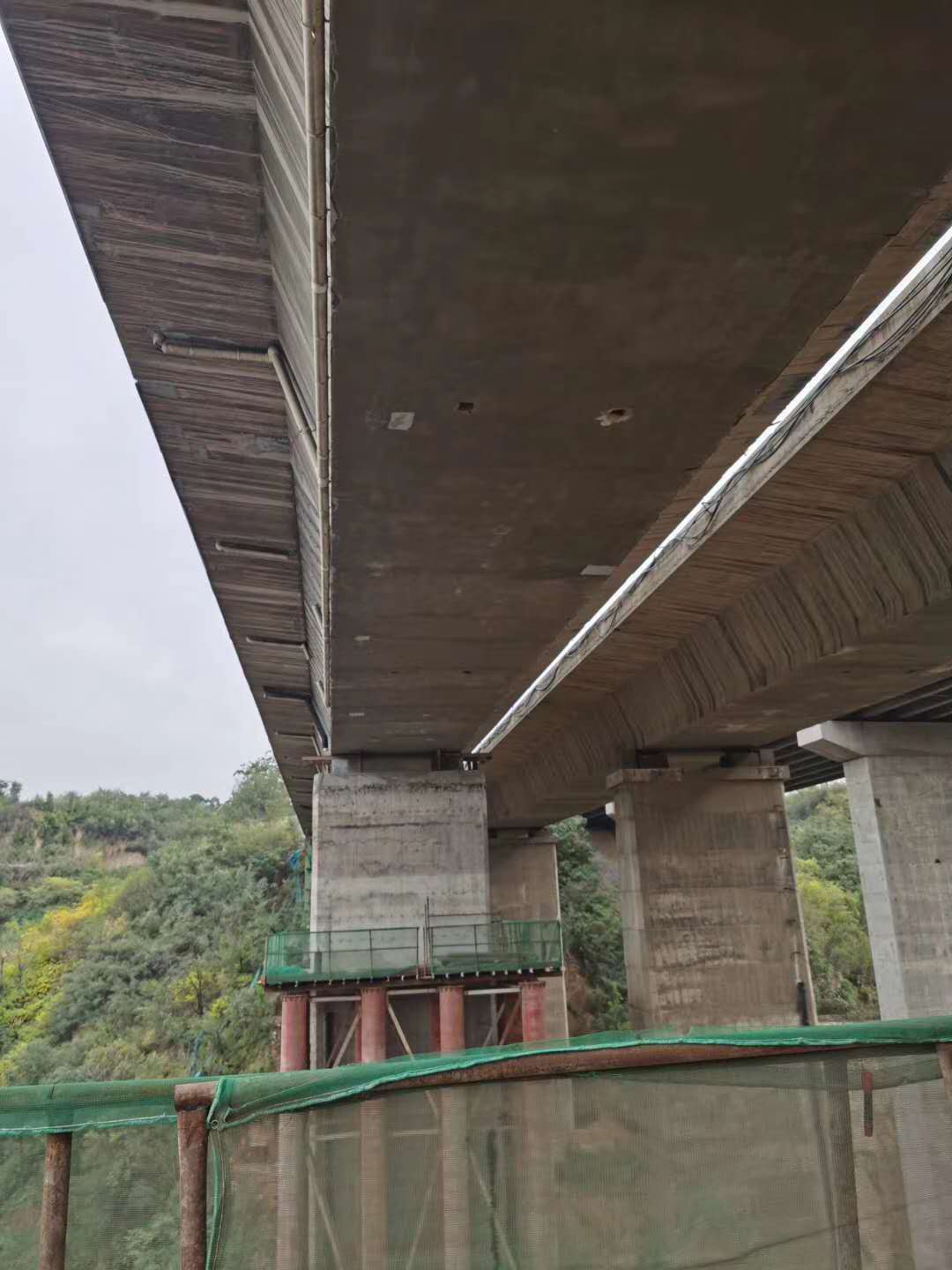 延边朝鲜族桥梁加固前制定可行设计方案图并用对施工方法